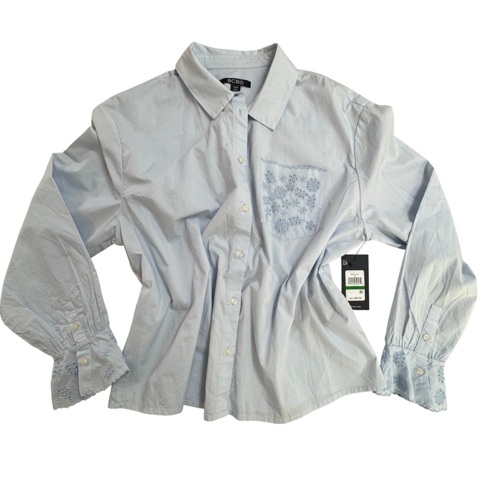 BCBG Button-up Blouse Size Large Light Blue Eyelet Embroidered New with tags‎